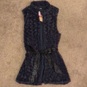 New with Tags! Bohme Boutique Fuzzy Navy Vest
